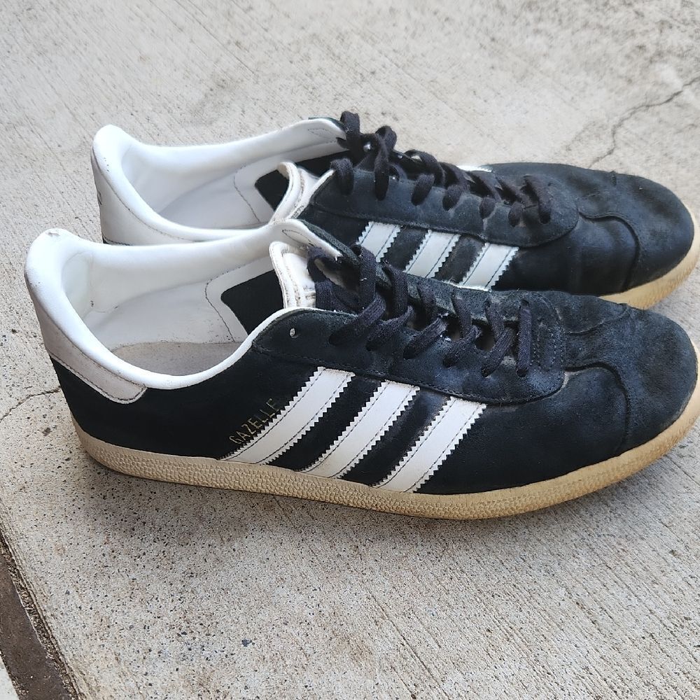 Adidas Gazelle Black and White Sneakers Shoes 9.5